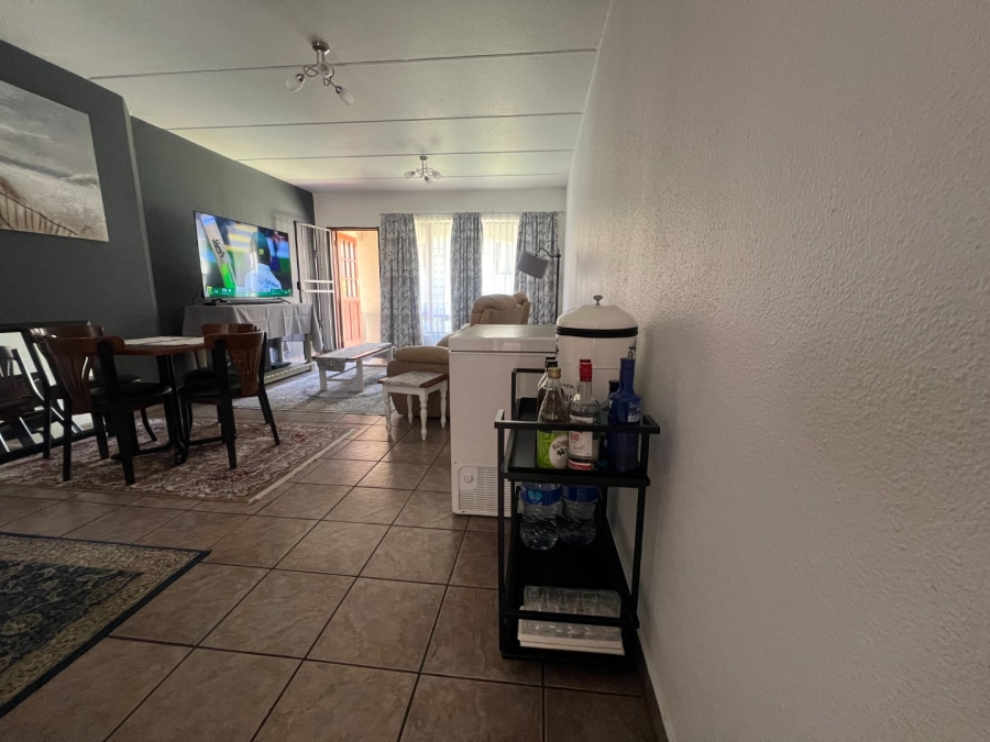 2 Bedroom Property for Sale in Meyersdal Gauteng