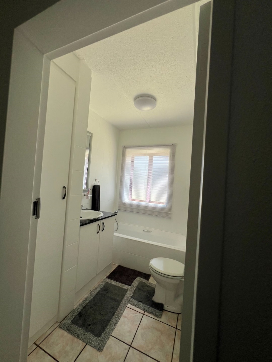 2 Bedroom Property for Sale in Meyersdal Gauteng