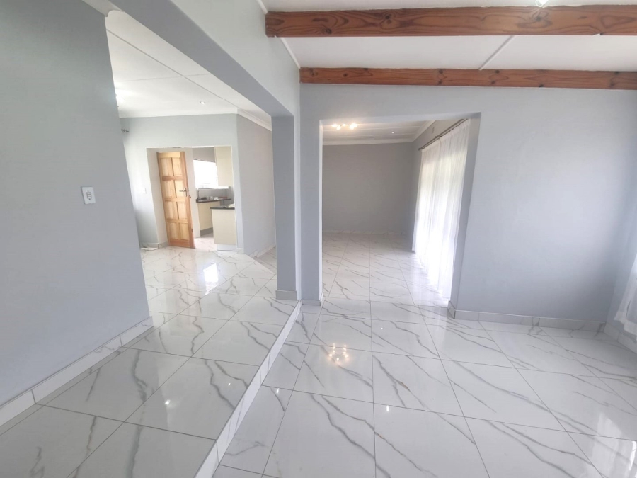 To Let 3 Bedroom Property for Rent in Kibler Park Gauteng