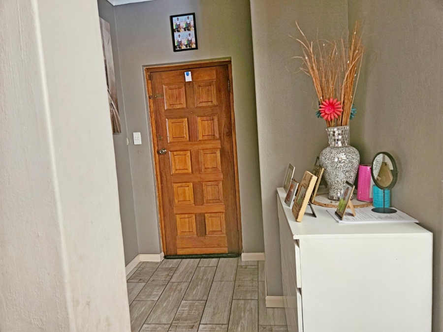 4 Bedroom Property for Sale in Birchleigh North Gauteng