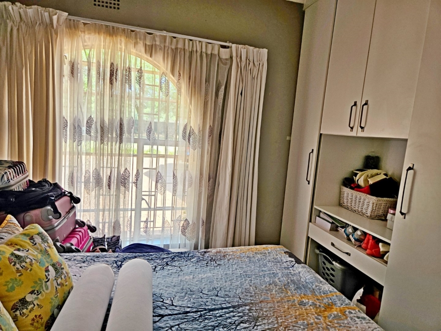 4 Bedroom Property for Sale in Birchleigh North Gauteng