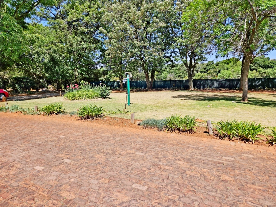 4 Bedroom Property for Sale in Birchleigh North Gauteng