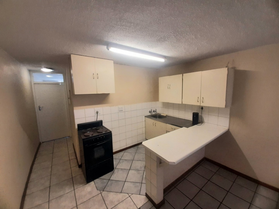 1 Bedroom Property for Sale in Hatfield Gauteng