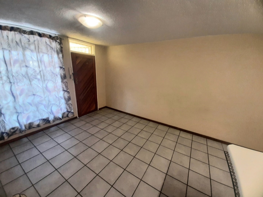 1 Bedroom Property for Sale in Hatfield Gauteng