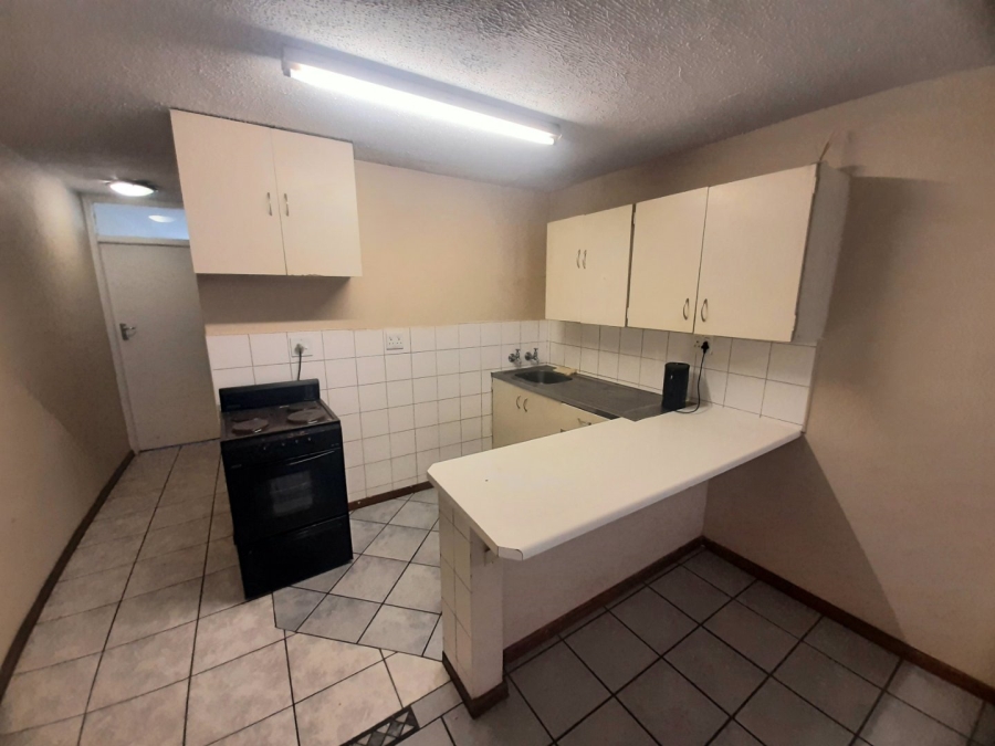 1 Bedroom Property for Sale in Hatfield Gauteng