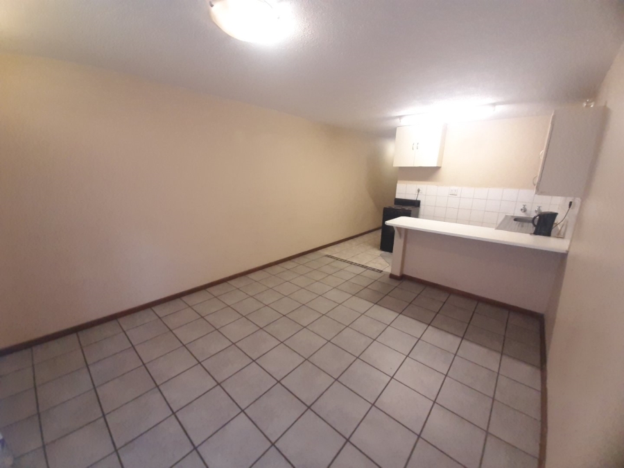 1 Bedroom Property for Sale in Hatfield Gauteng