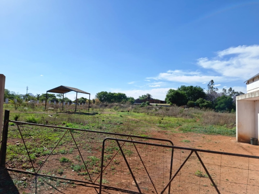 Commercial Property for Sale in Mooikloof Gauteng