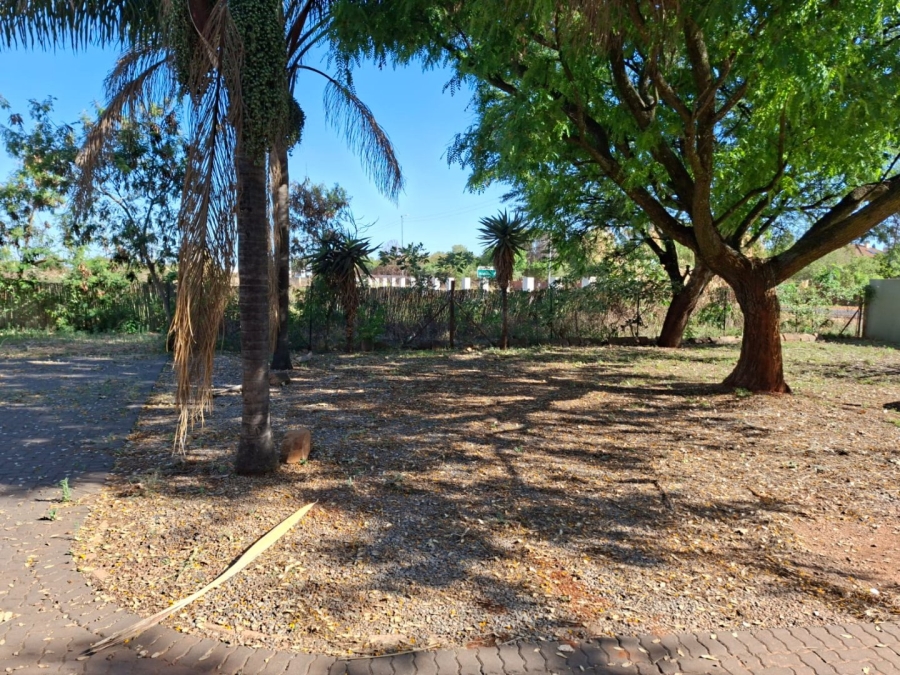 Commercial Property for Sale in Mooikloof Gauteng