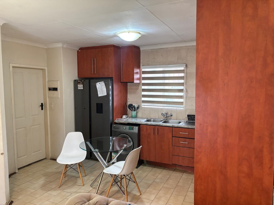 2 Bedroom Property for Sale in Birchleigh Gauteng