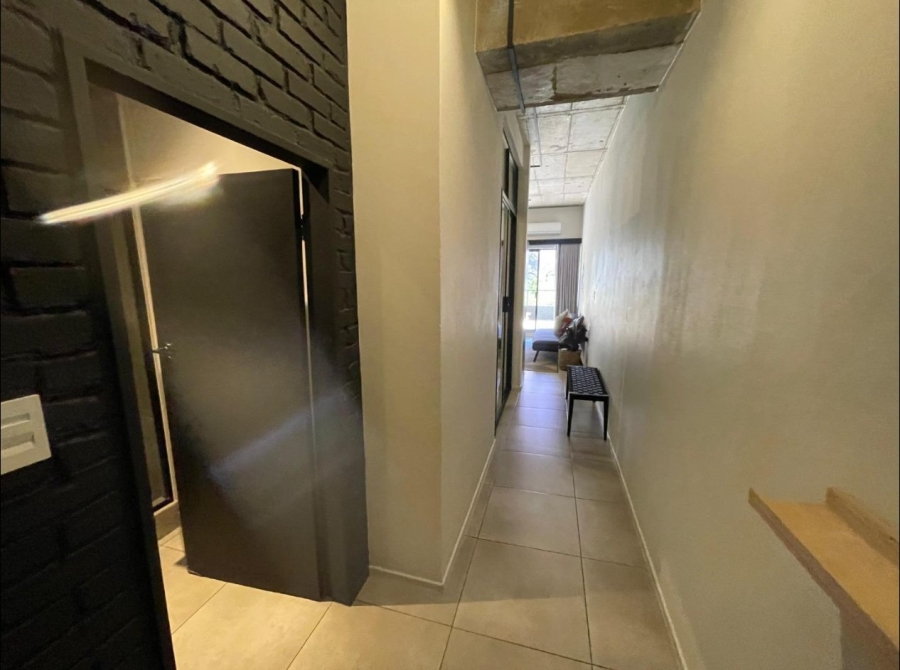 1 Bedroom Property for Sale in Sandton Central Gauteng
