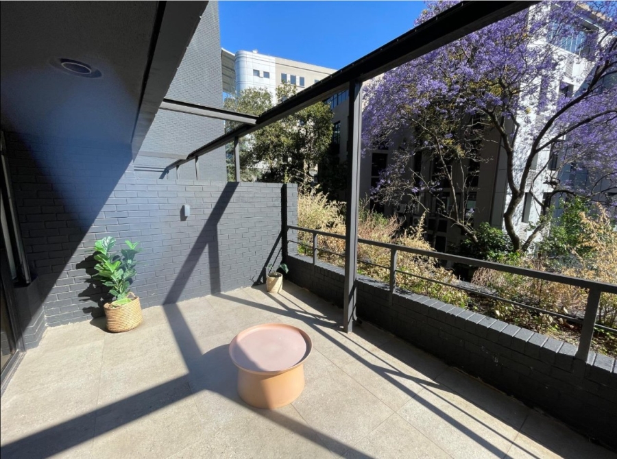 1 Bedroom Property for Sale in Sandton Central Gauteng