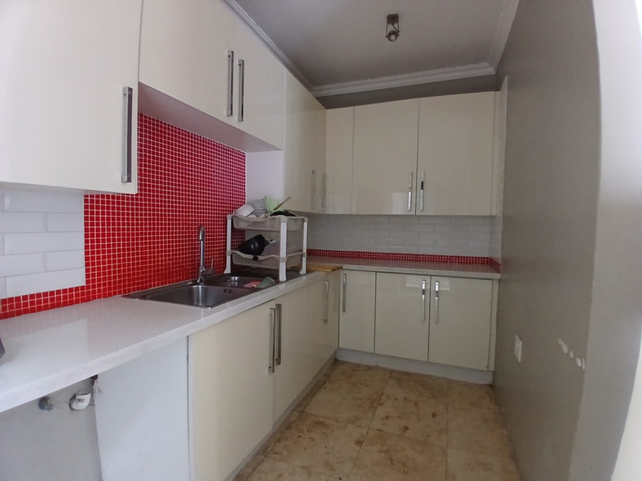 5 Bedroom Property for Sale in Crescent Wood Country Estate Gauteng