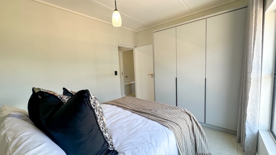 To Let 3 Bedroom Property for Rent in Waterfall Gauteng