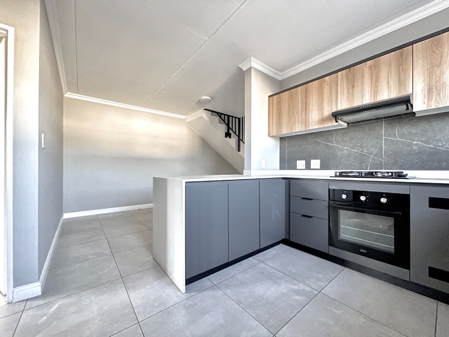3 Bedroom Property for Sale in Glen Austin Gauteng