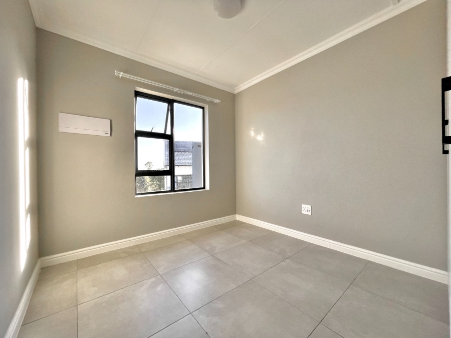 3 Bedroom Property for Sale in Glen Austin Gauteng