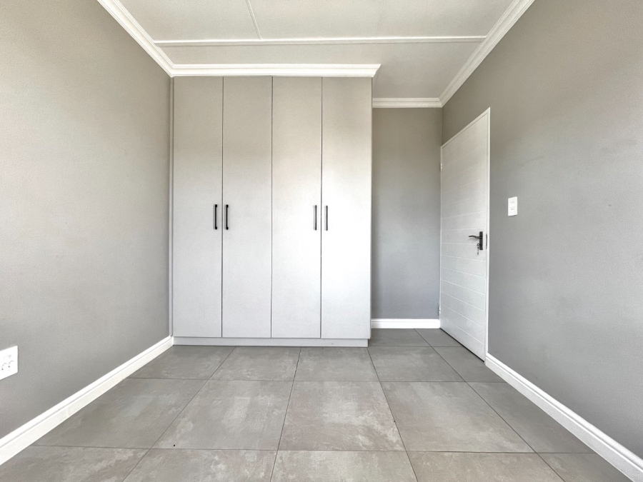 3 Bedroom Property for Sale in Glen Austin Gauteng