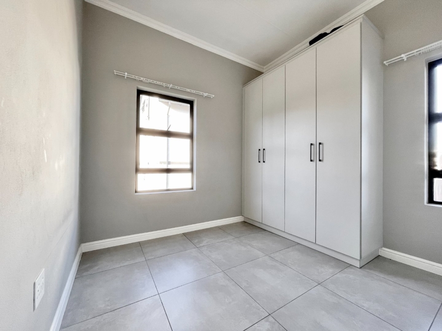 3 Bedroom Property for Sale in Glen Austin Gauteng