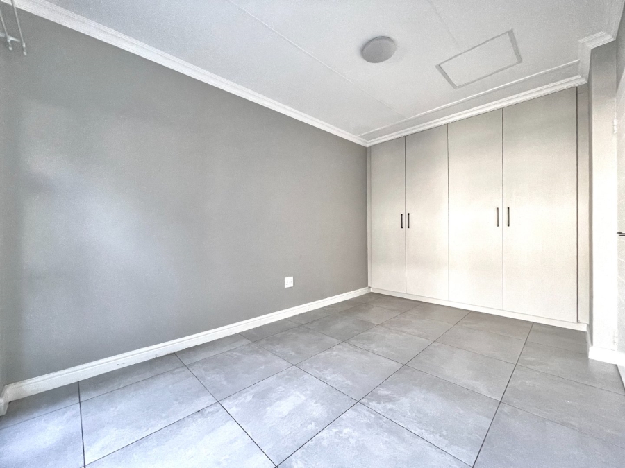3 Bedroom Property for Sale in Glen Austin Gauteng