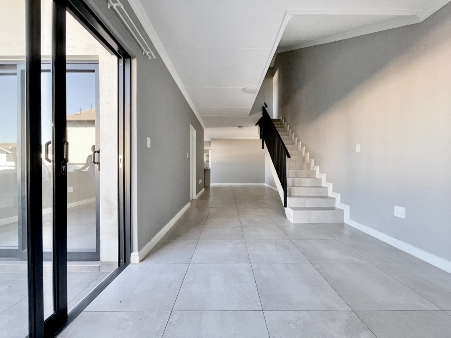 3 Bedroom Property for Sale in Glen Austin Gauteng