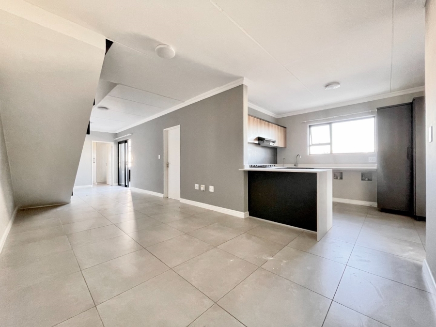 3 Bedroom Property for Sale in Glen Austin Gauteng