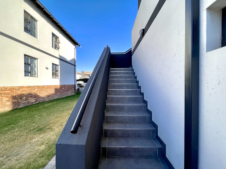 3 Bedroom Property for Sale in Glen Austin Gauteng