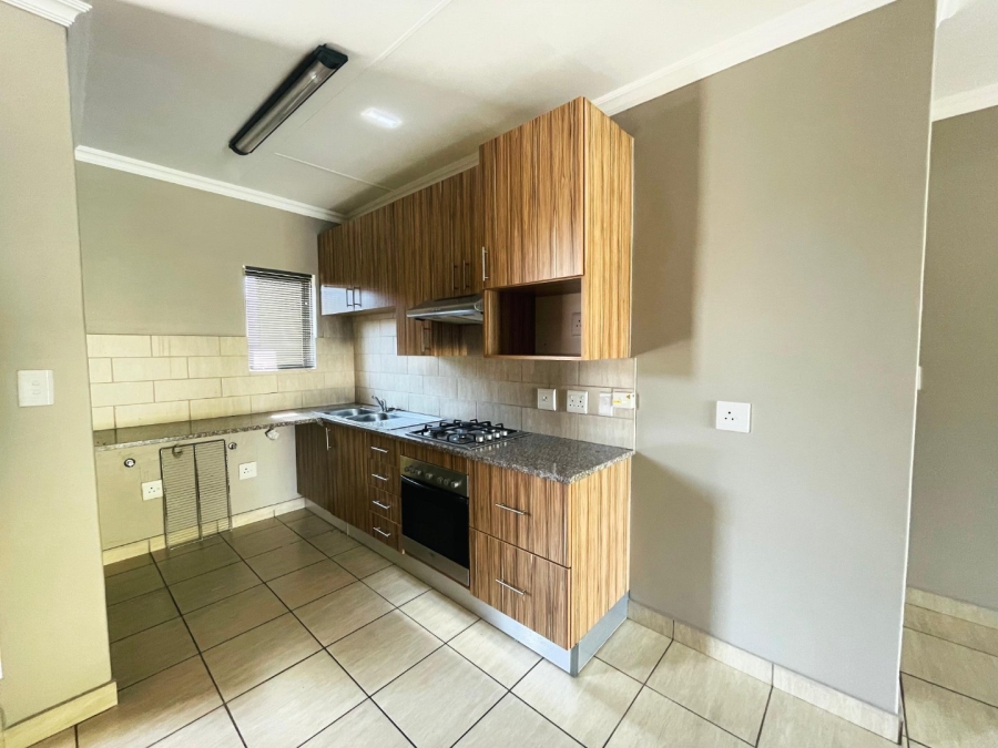 To Let 3 Bedroom Property for Rent in Noordwyk Gauteng