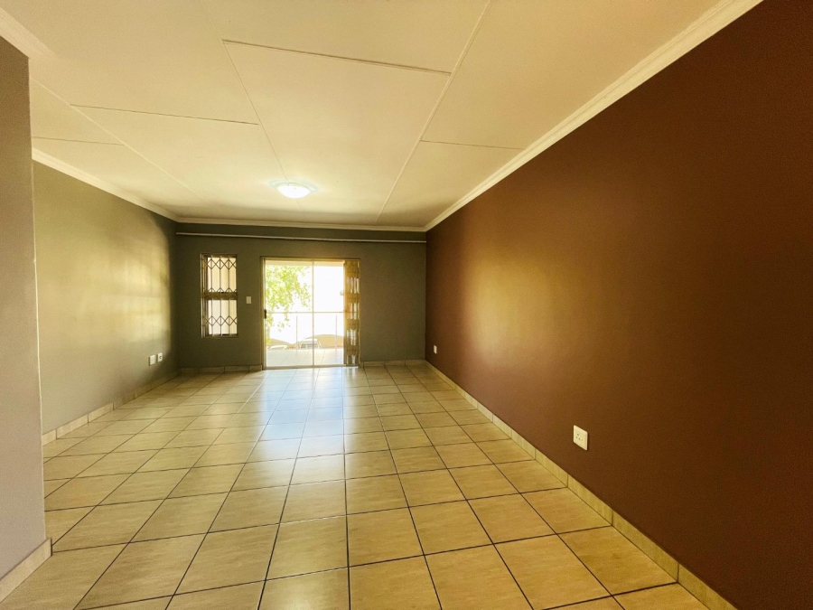 To Let 3 Bedroom Property for Rent in Noordwyk Gauteng