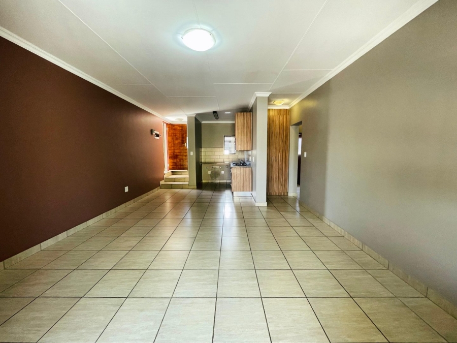 To Let 3 Bedroom Property for Rent in Noordwyk Gauteng