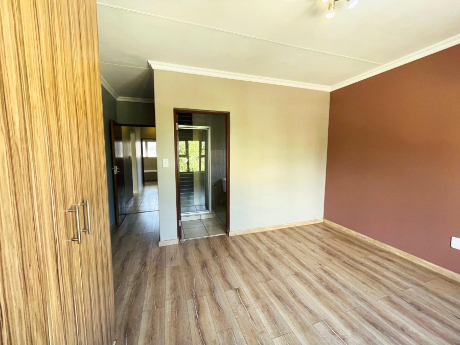 To Let 3 Bedroom Property for Rent in Noordwyk Gauteng