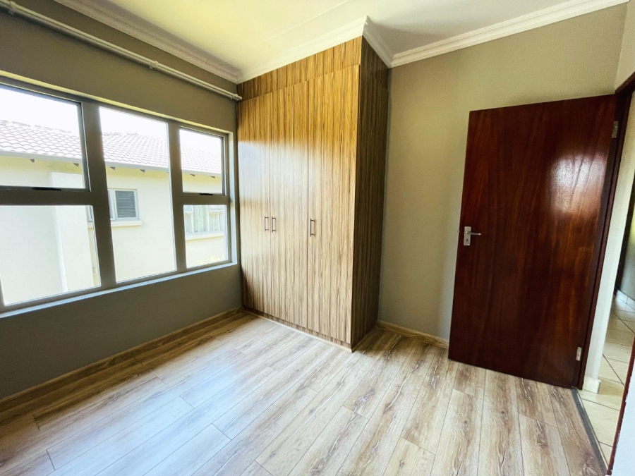 To Let 3 Bedroom Property for Rent in Noordwyk Gauteng