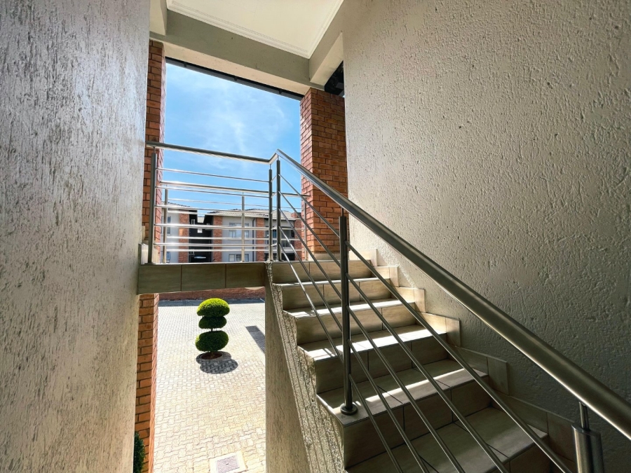 To Let 3 Bedroom Property for Rent in Noordwyk Gauteng