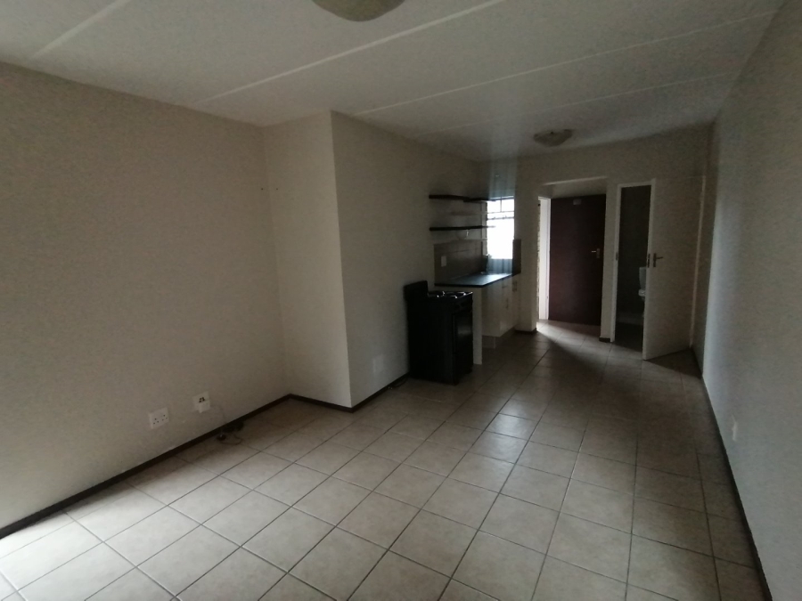 To Let 1 Bedroom Property for Rent in Noordwyk Gauteng