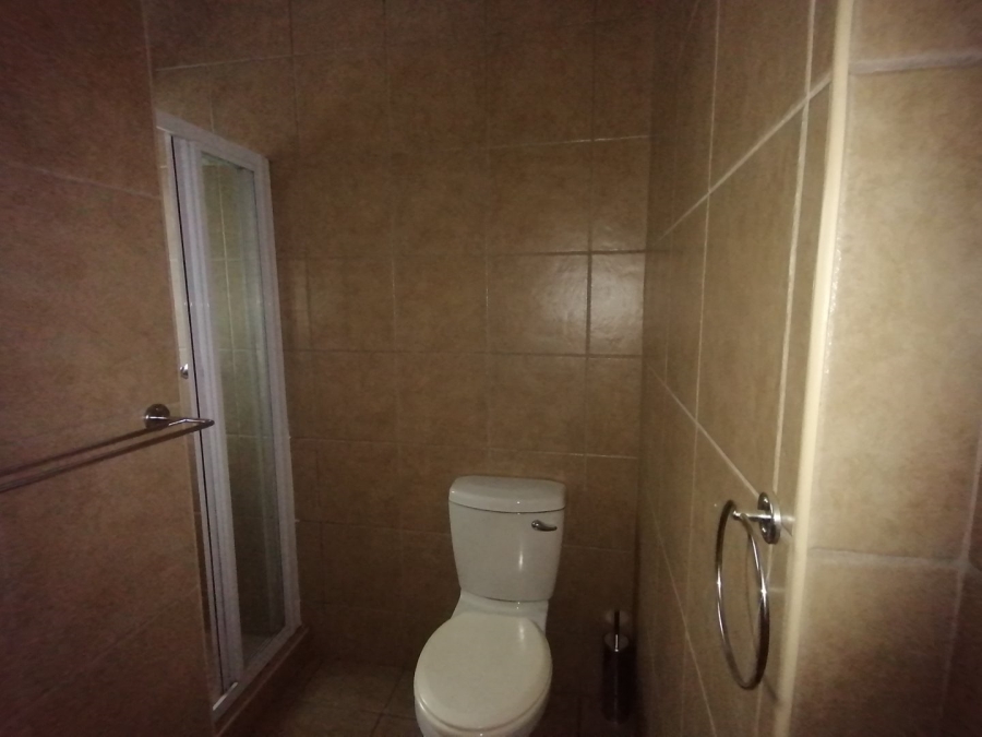 To Let 1 Bedroom Property for Rent in Noordwyk Gauteng