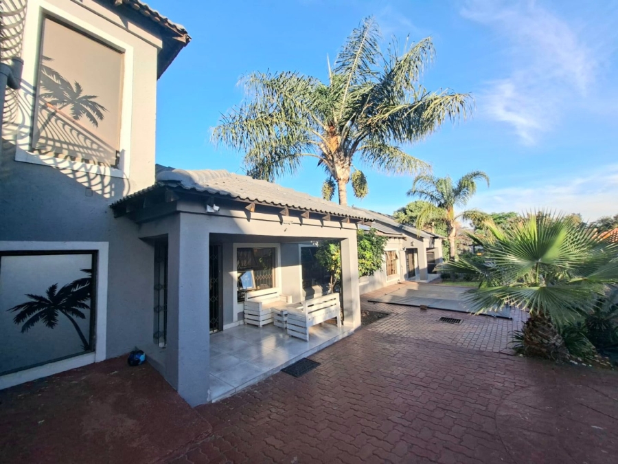 To Let 5 Bedroom Property for Rent in Heuweloord Gauteng