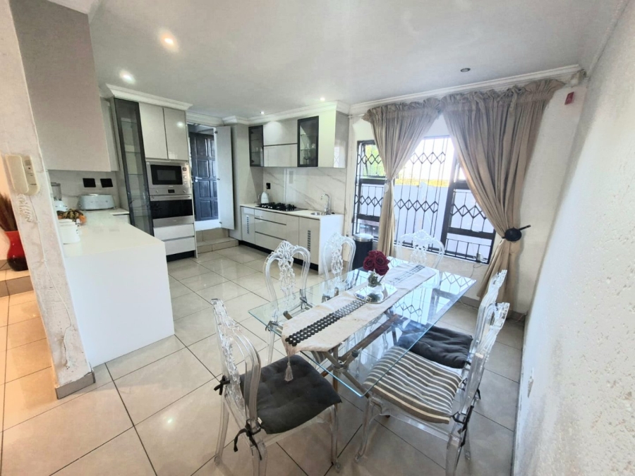 To Let 5 Bedroom Property for Rent in Heuweloord Gauteng