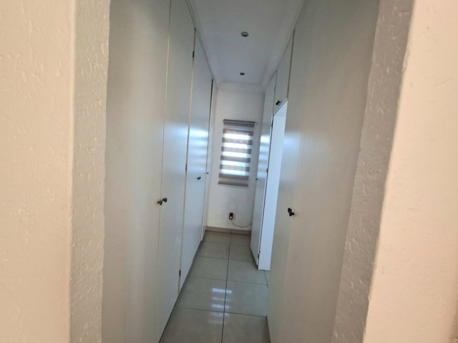To Let 5 Bedroom Property for Rent in Heuweloord Gauteng