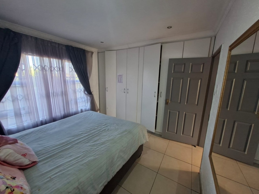 To Let 5 Bedroom Property for Rent in Heuweloord Gauteng