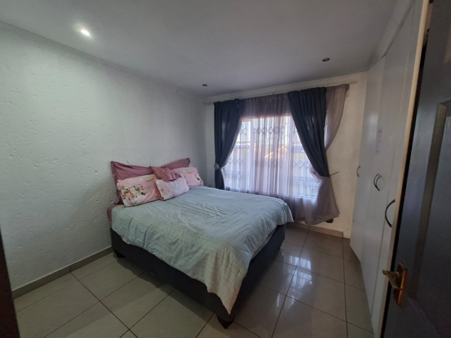 To Let 5 Bedroom Property for Rent in Heuweloord Gauteng