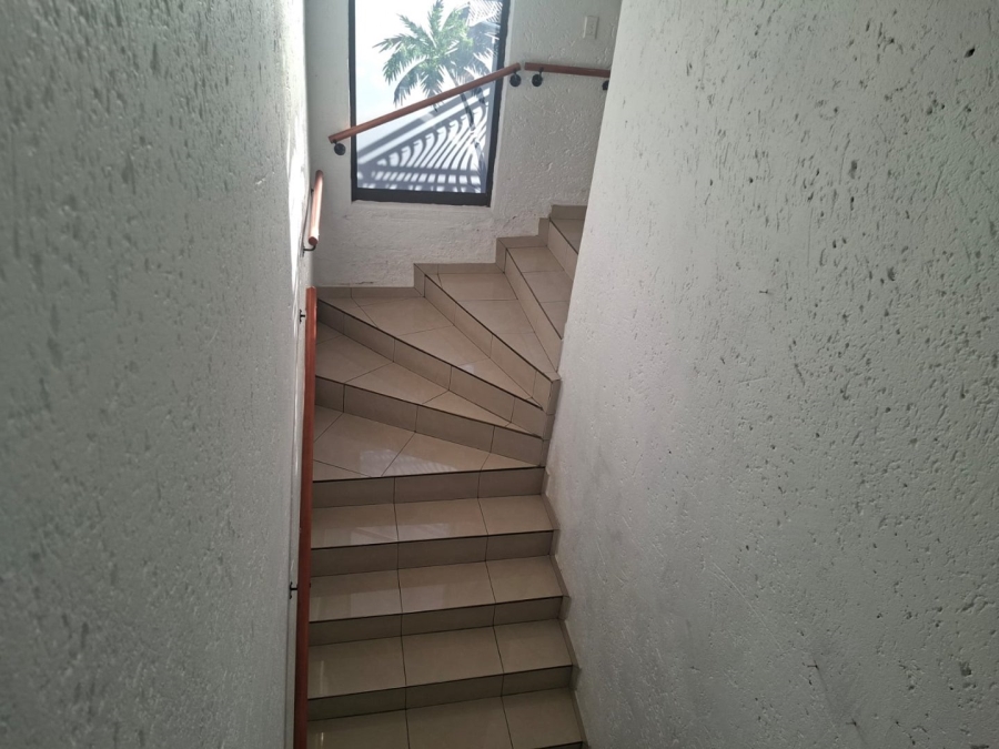 To Let 5 Bedroom Property for Rent in Heuweloord Gauteng