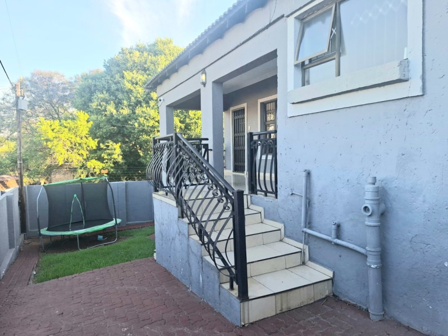 To Let 5 Bedroom Property for Rent in Heuweloord Gauteng