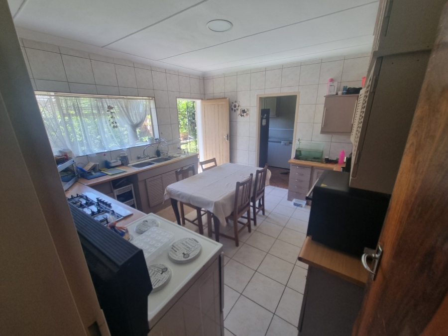 To Let 4 Bedroom Property for Rent in Rietfontein Gauteng