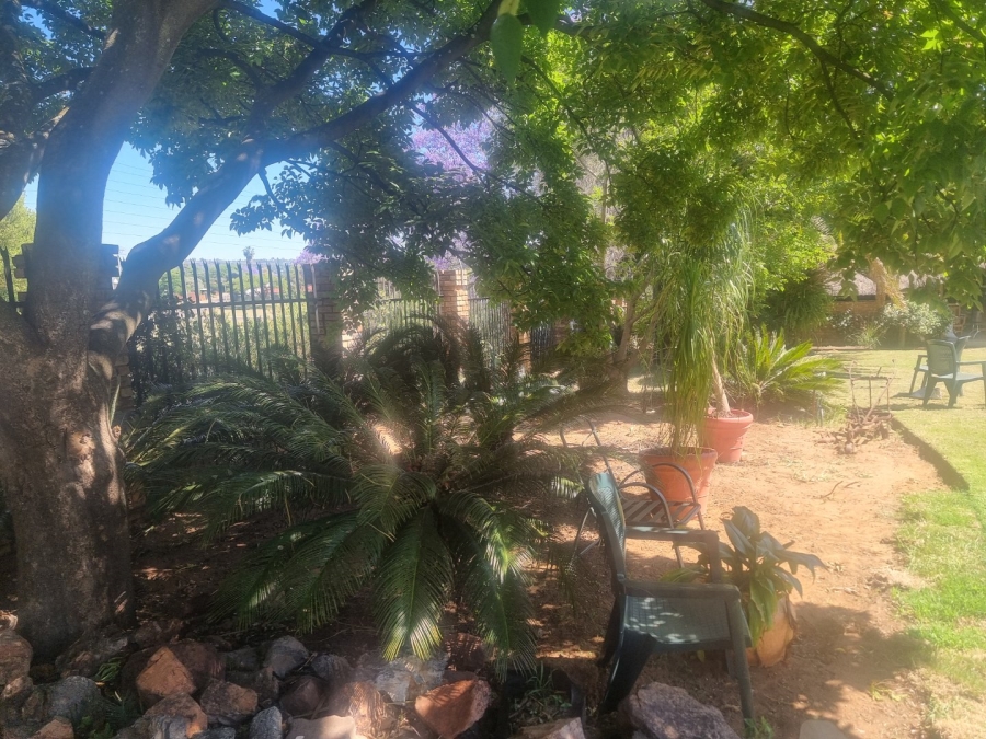 To Let 4 Bedroom Property for Rent in Rietfontein Gauteng