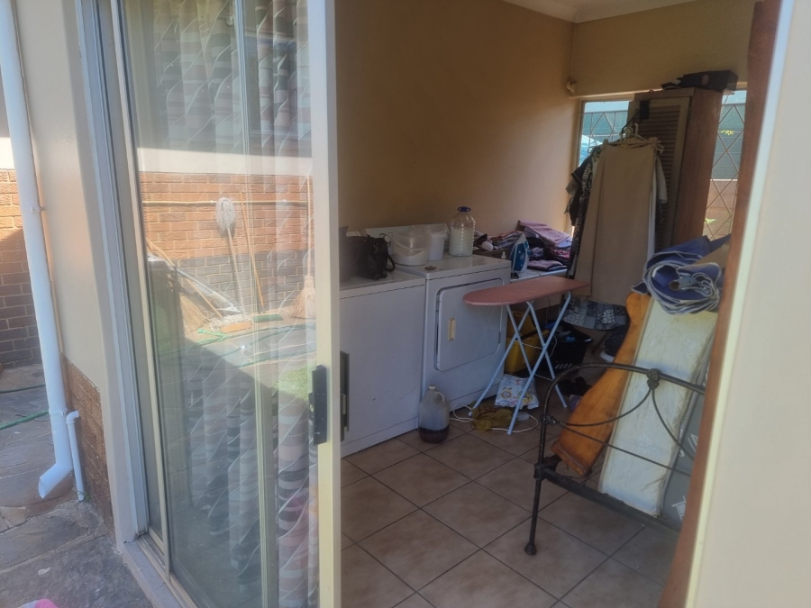 To Let 4 Bedroom Property for Rent in Rietfontein Gauteng