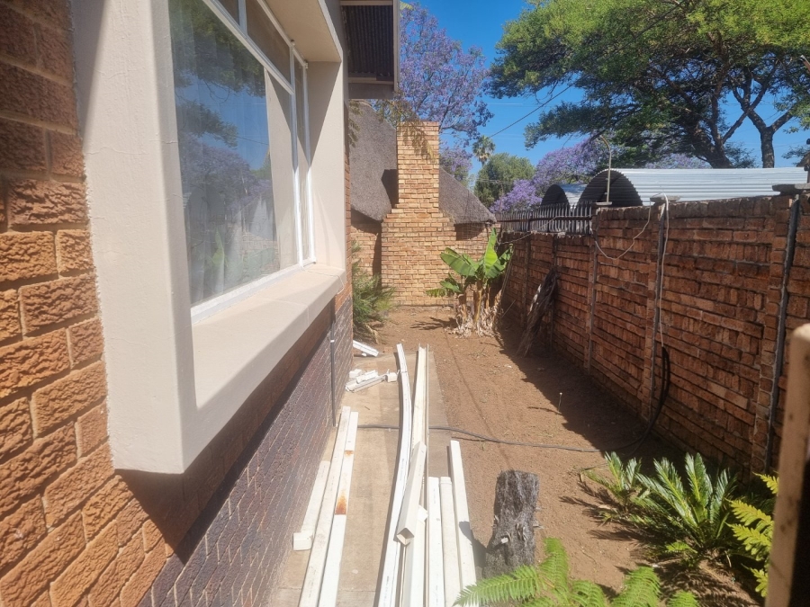 To Let 4 Bedroom Property for Rent in Rietfontein Gauteng