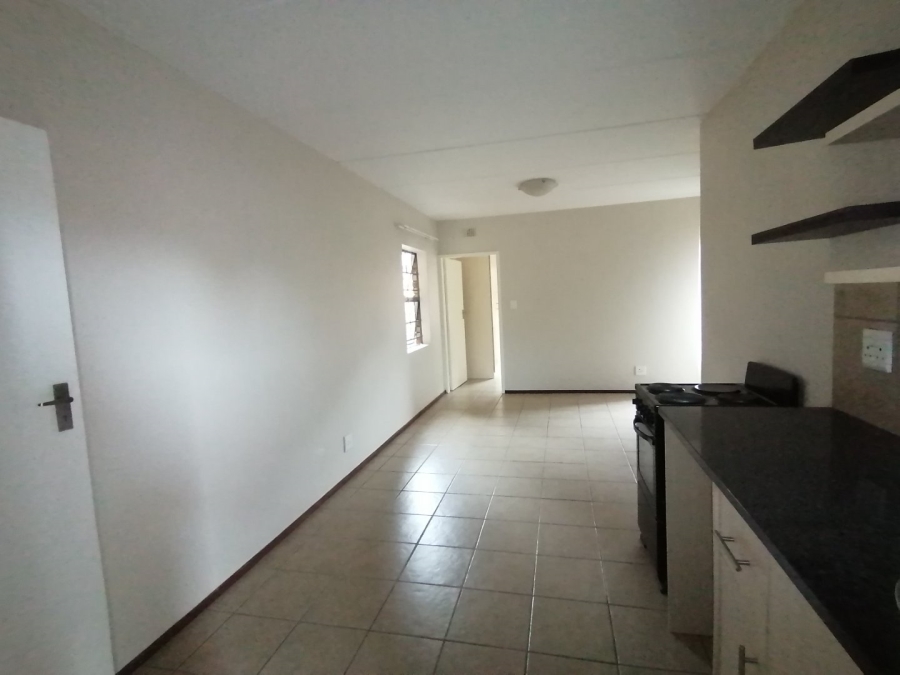 1 Bedroom Property for Sale in Noordwyk Gauteng