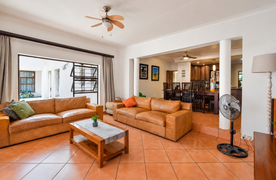  Bedroom Property for Sale in Annlin Gauteng