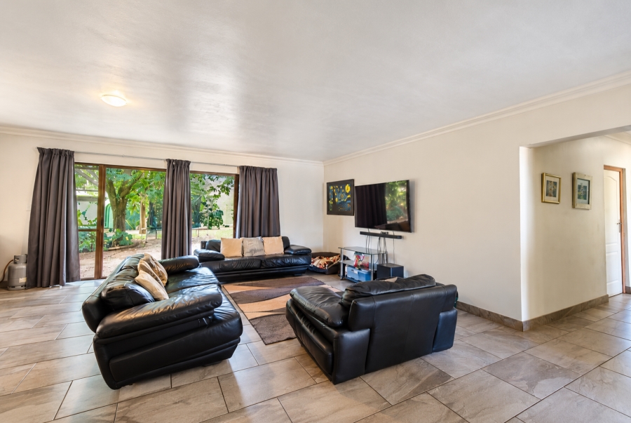  Bedroom Property for Sale in Annlin Gauteng