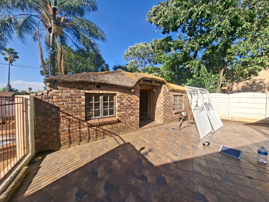 4 Bedroom Property for Sale in Birchleigh North Gauteng