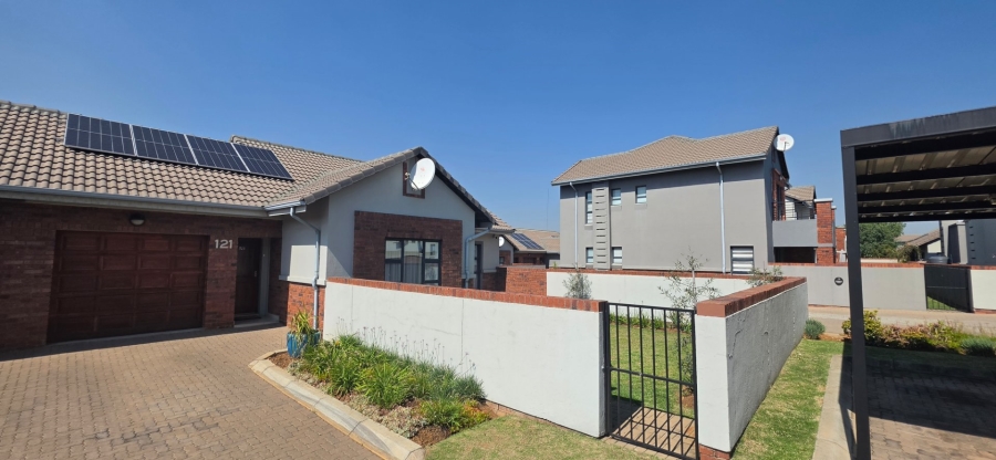 To Let 2 Bedroom Property for Rent in Meyersdal Nature Estate Gauteng
