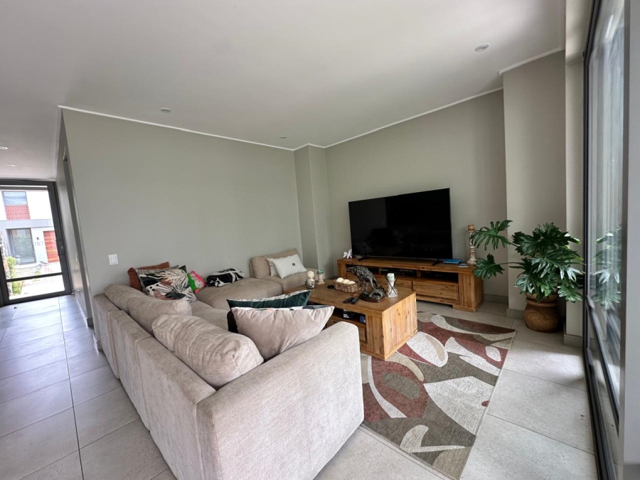 To Let 3 Bedroom Property for Rent in Serengeti Lifestyle Estate Gauteng